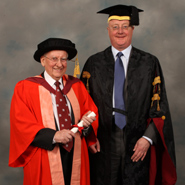 From left to right: Mr Jim Foulds and Professor Eric Thomas, Vice-Chancellor