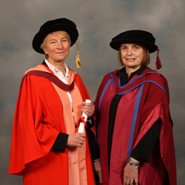 From left to right: Professor Patricia Broadfoot and Professor Rosamund Sutherland