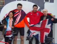 Dan and Michael Smith celebrate in Amsterdam with their parents Su-Jan and Steve