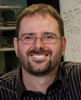 Photo of Associate Professor Geoff Pryde