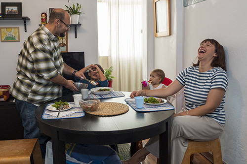 Family in Portugal having a meal. Credit Jorge Padeiro