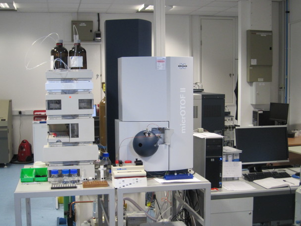 MicrOTOF II (Tof) Mass Spectrometry machine